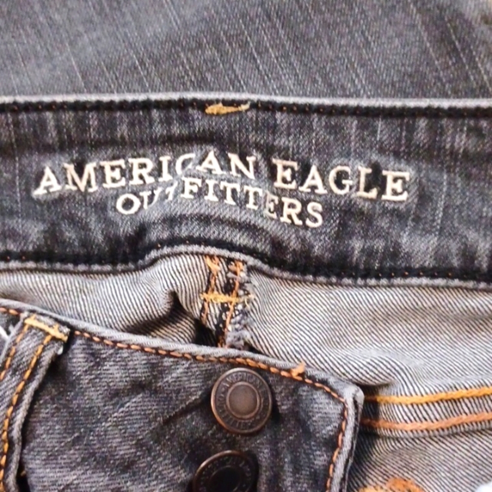 American Eagle jeans, size 6 short - Picture 3 of 4